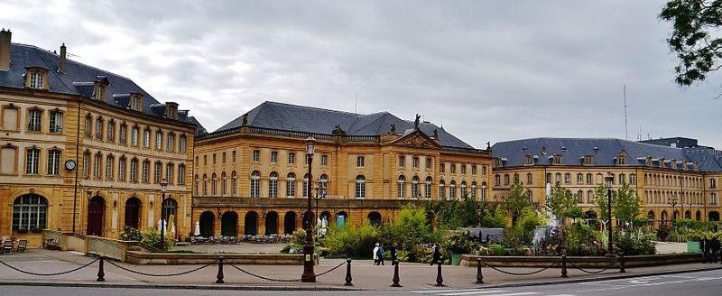 Les Mirabelles Apartment Metz Exterior photo